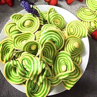 500gr Snack tai heo vị cốm dừa