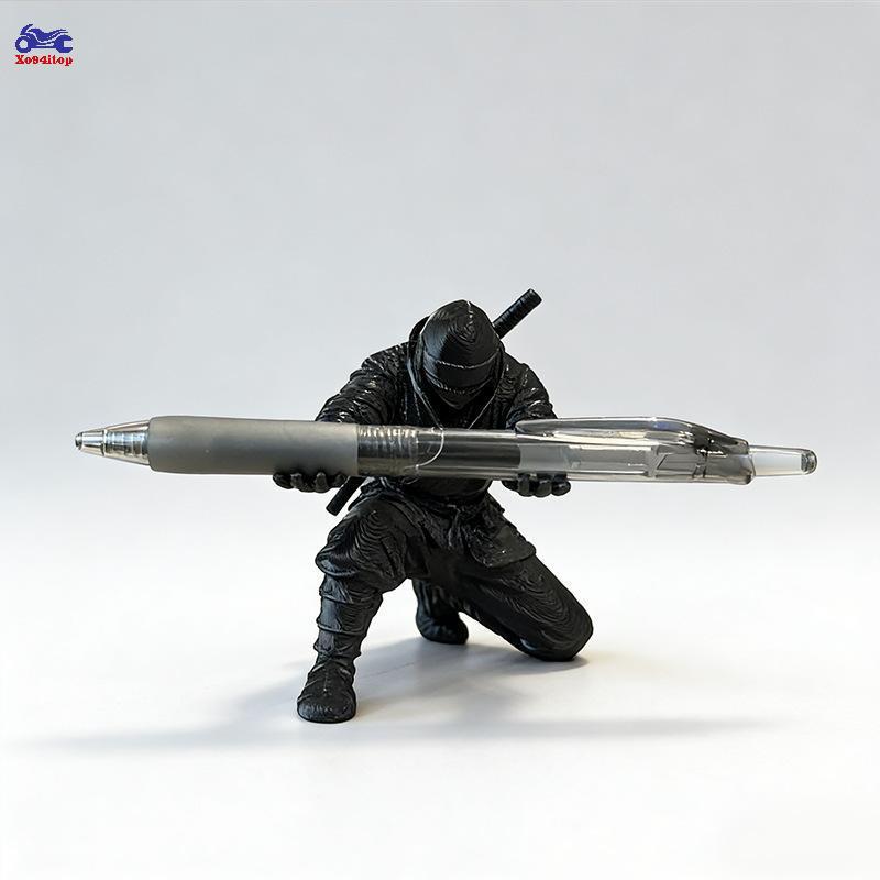 XOITOP Kneeling Knight Pen Holder: -Style Armor Desktop Stand Decor VN