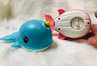 Đồ chơi cá voi có sừng vặn cót 🐳🐳