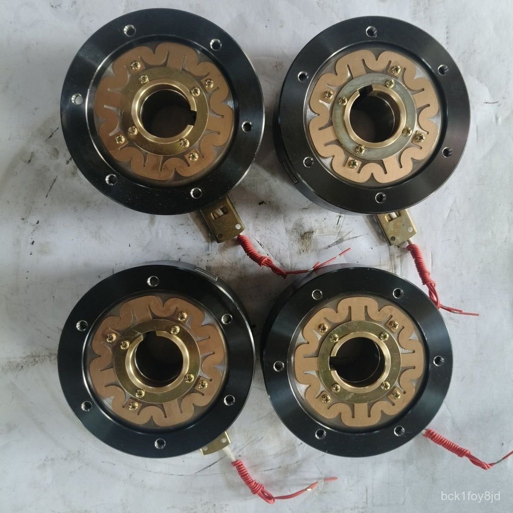 Ly hợp điện từ đĩa đa DLK1-40A/DLK1-40AT chuyên dụng cho máy xếp đất xi măng