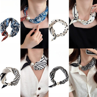 Khăn choàng lụa nữ với khóa từ tính và phụ kiện vòng cổ ngọc trai giả