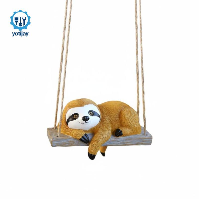 Yotijay Swinging Sloth Trang trí sân vườn Món quà đặc biệt Treo Sloth Figurine Dễ thương