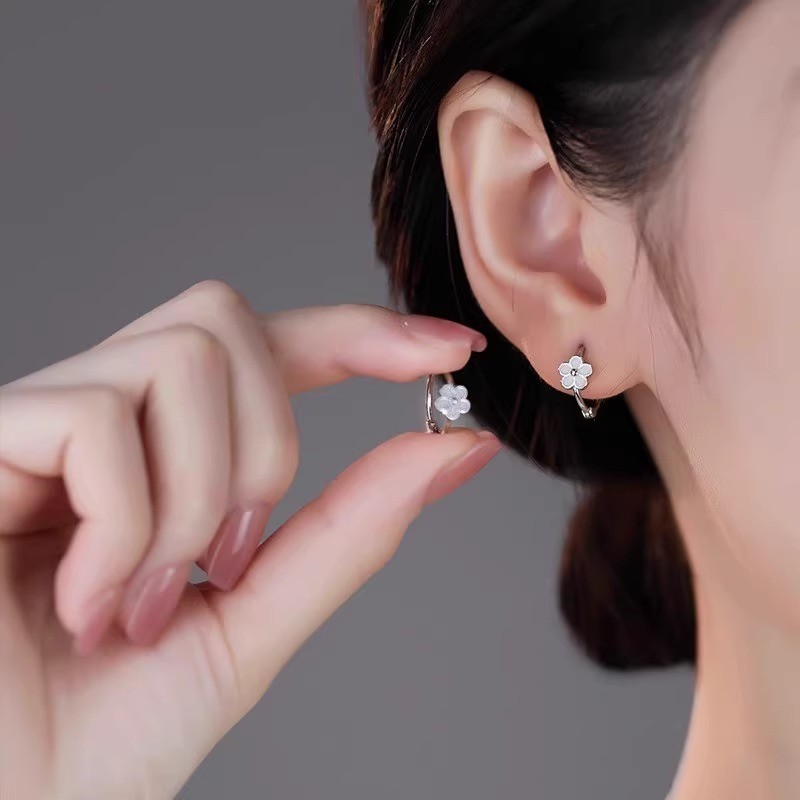 COD Bông tai nữ Daisy dễ thương Phụ kiện trang sức thời trang E053