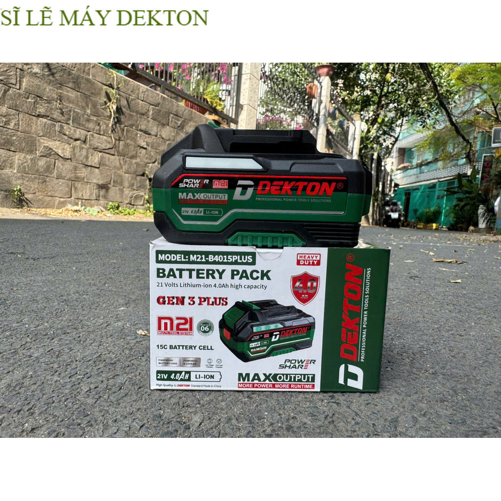 Pin Dekton /  Dung Lượng 4aH / M21-B4015PLUS  / Có Giới Hạn / Hệ M21 Chân Pin Phổ Thông Makita . Máy