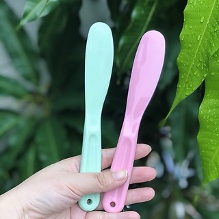 Thìa trộn mặt nạ