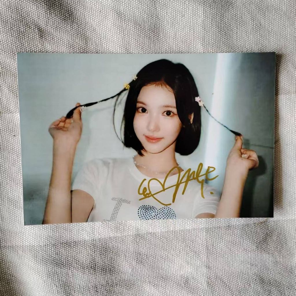 H2H Hearts2Hearts JIWOO YE _ ON Ảnh tự động 20cm