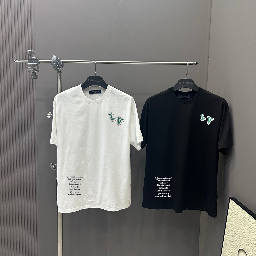Louis Vuitton / LV Louis Vuitton 2026 Đầu Xuân Phong Cách Mới Áo Thun Ngắn Tay Nam Nữ Phong Cách Cặp