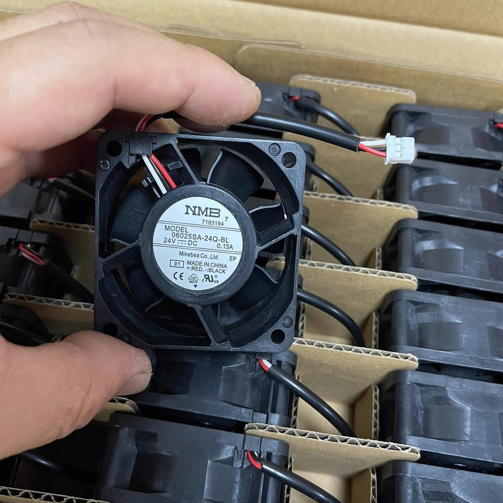 04020VA-24P-BLNMB 24V 0.13 A 06025SA-24Q AFB0624MB