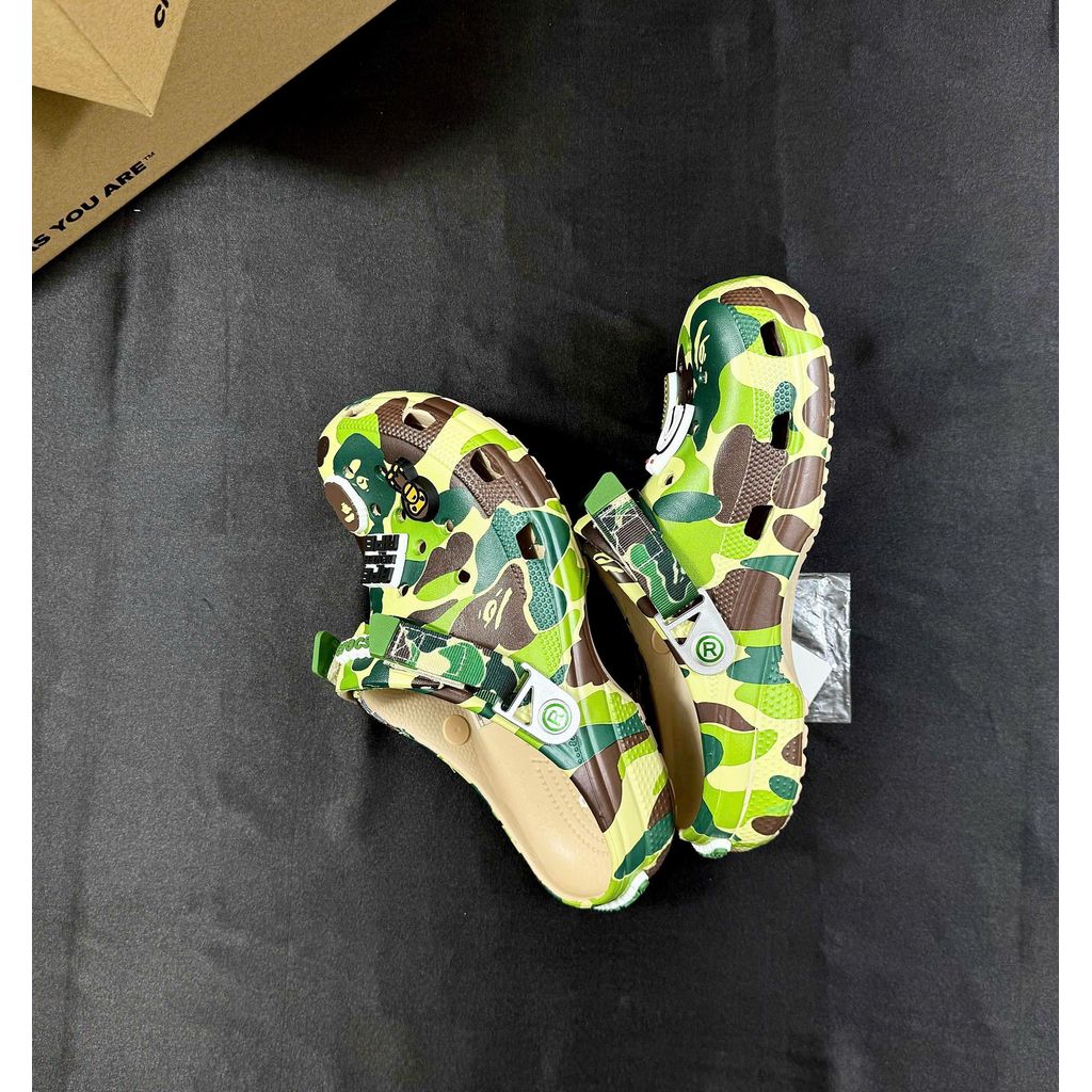 | Ảnh Thật | Dép Crocs X Bape Green Camo SS25 Nam Nữ Siêu Hot Cực Chất Tặng Hộp Bảo Vệ