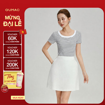 Áo Thun Cổ Vuông Nữ GUMAC Áo Phông Kẻ Sọc Ngang Dáng Ôm Chất Thun Gân Co Giãn LATG0407