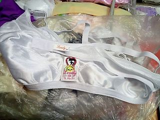 Áo Ngực (Phi) Lovely cho Hs