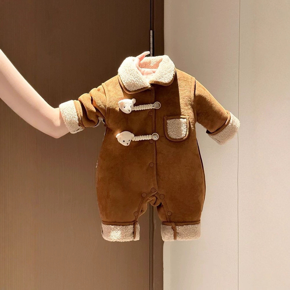 Quần Áo Sơ Sinh Cho Bé Quilted Nam Nữ Bé Dày Jumpsuit Jumpsuit Full Tháng Một Tuổi Ra Quần Áo Cotton