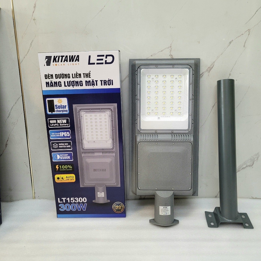 Đèn Liền Thể Năng Lượng Mặt Trời 300W KITAWA LT15300-Chất Liệu Nhôm Bền Bỉ