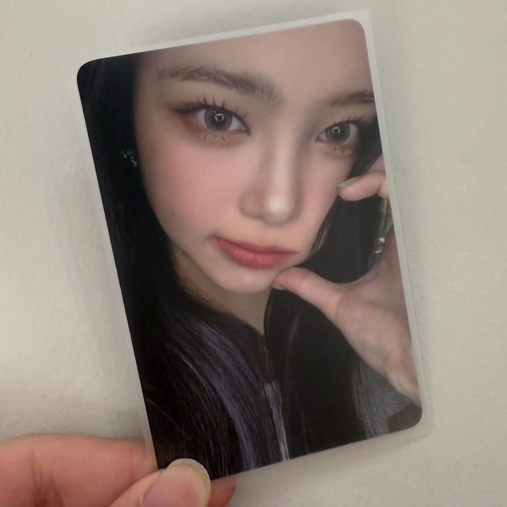 Hearts2Hearts ian thẻ nhỏ el thẻ may mắn Zheng Yian xung quanh sm