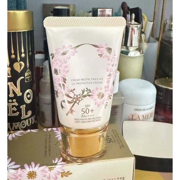 Kem chống nắng Sakura Yuling 50ml