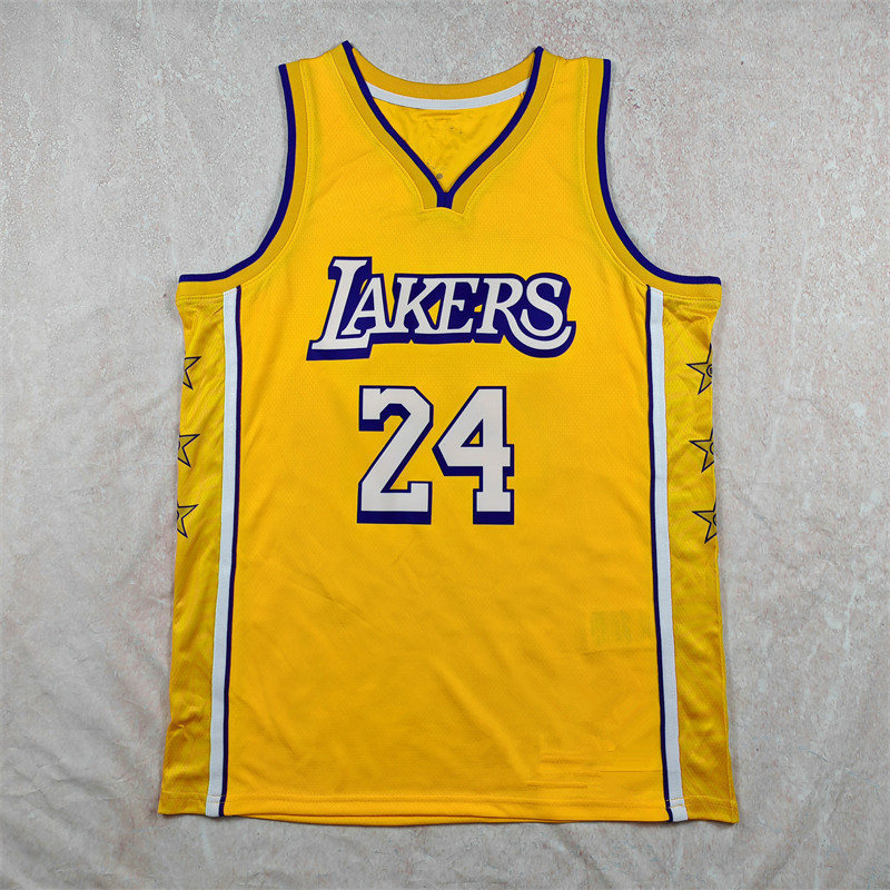 Lakers số 24Kobe Bryant · Áo khoác thể thao màu vàng Bryant