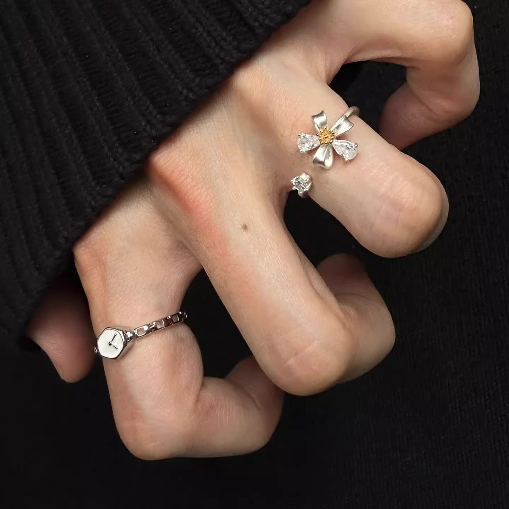 nhẫn bạc 925 nhẫn bạc Đồng hồ bạc S925 nữ phong cách mới với họa tiết hoa kim cương nhỏ, tinh tế và 