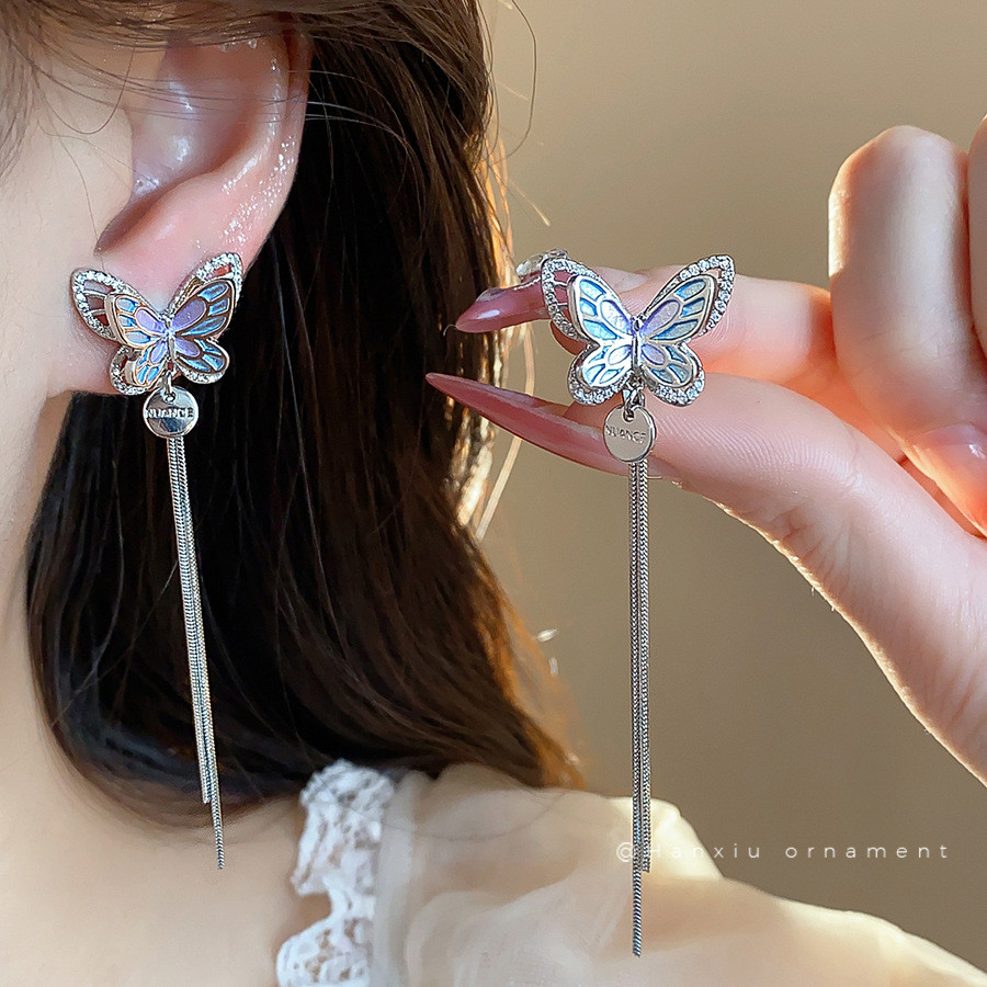 Fantastically Designed Zircon Butterfly Clip-On Earrings - Lightweight & High-Quality Luxurious Jewe