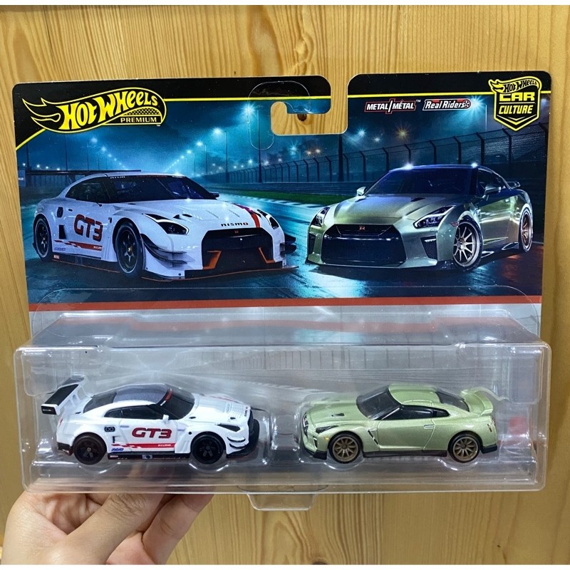 Bộ 2 xe HWP 2 Pack Nissan GT-R NISMO GT3 / Nissan GT-R (R35) & Porsche 935 / 2018 Porsche 935
