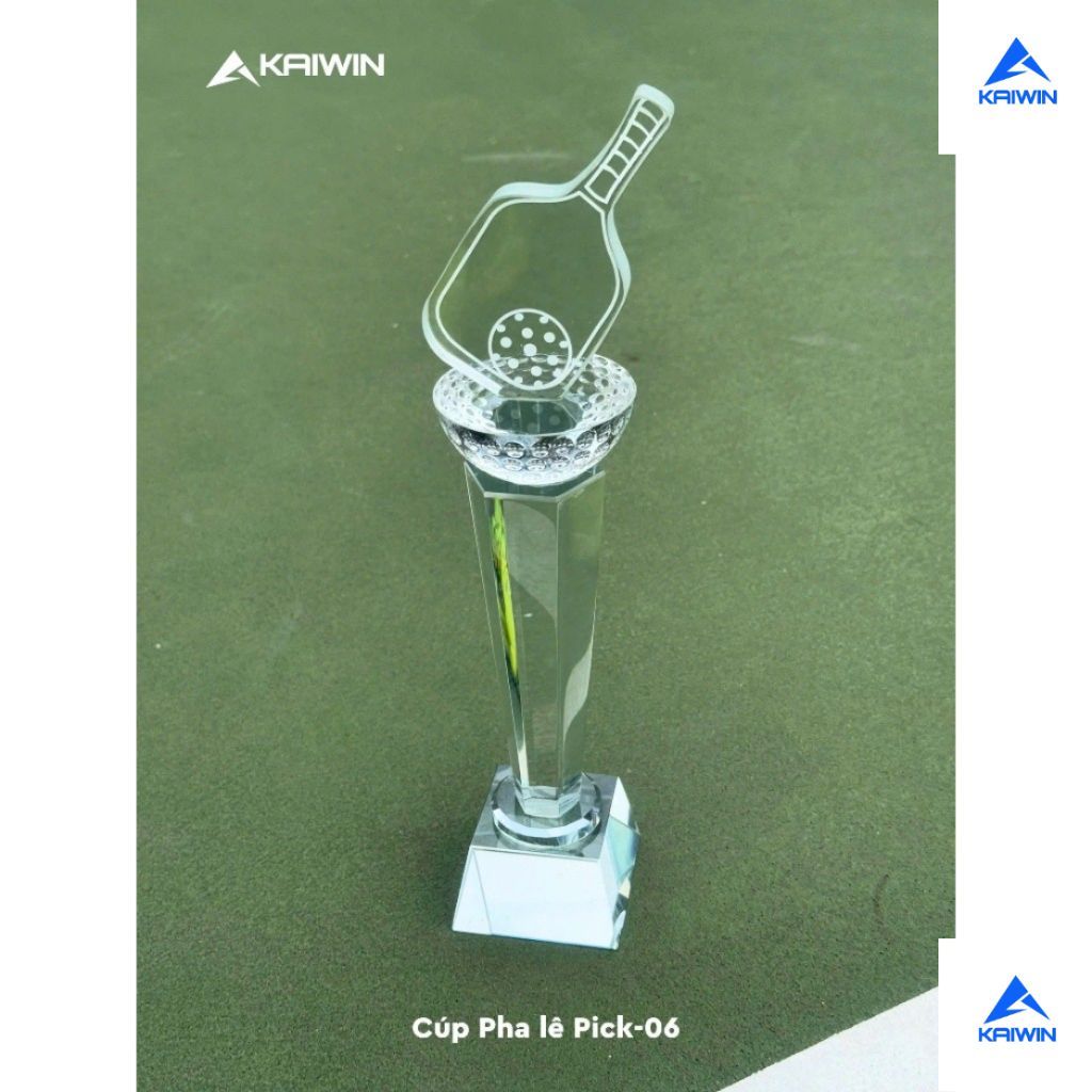 Cúp Pha Lê Pickleball – Thiết Kế Vợt & Bóng Pickleball Độc Đáo