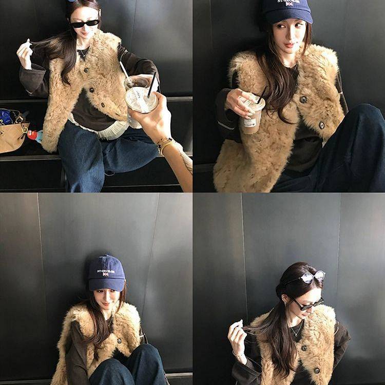 New 2025 Imitation Lamb Wool Oni Vest Fur Coat Tuscany Waistcoat Jacket Autumn and Winter Fur Vest 4