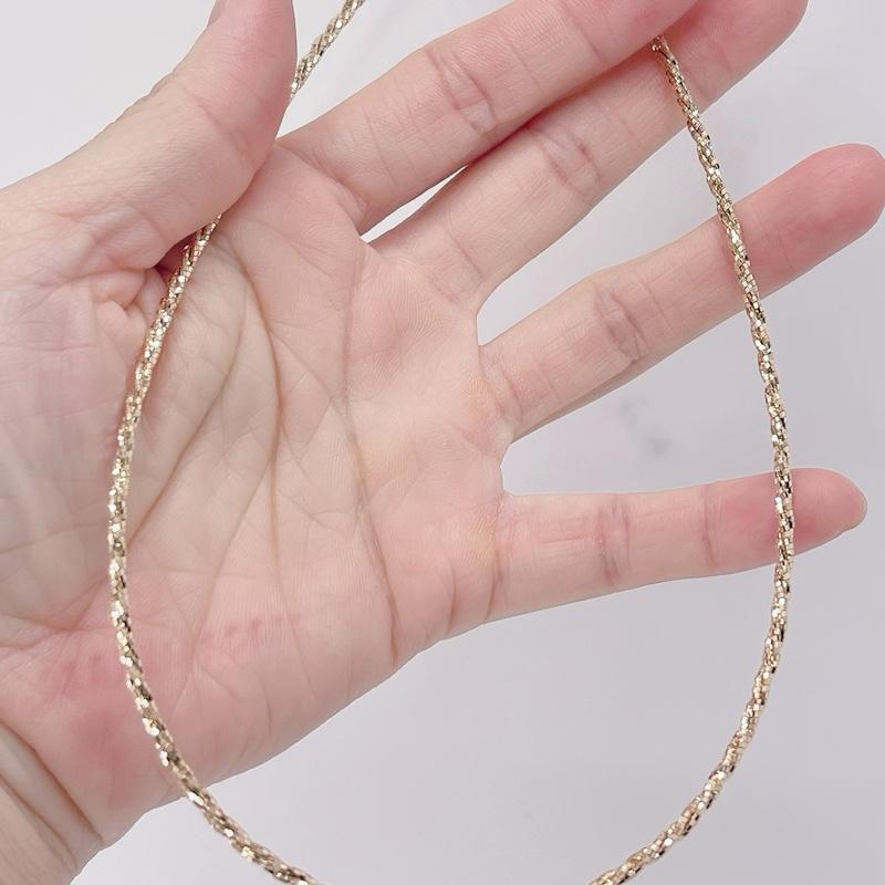 D83 - VÒNG CỔ SANG TRỌNG SÁNG BÓNG