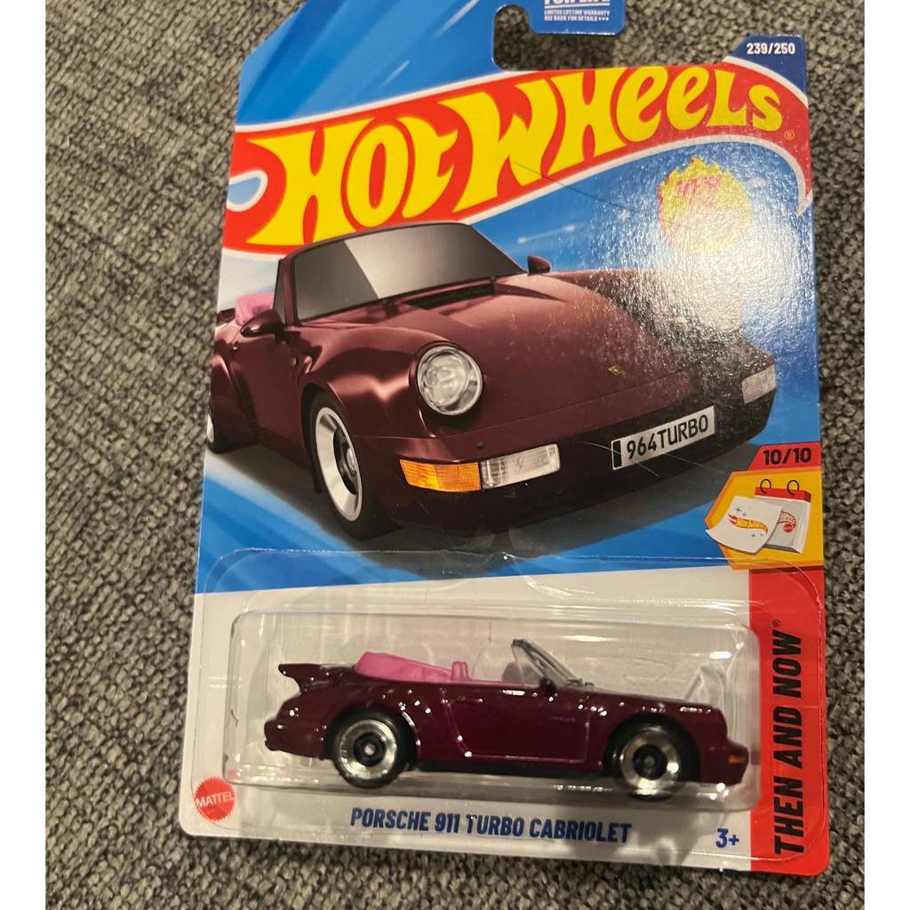 Xe oto mô hình HCM56 Hot Wheels Porsche Tykan Turbo S/ HYW37 Hot Wheels Porsche 911 Turbo Cabriolet