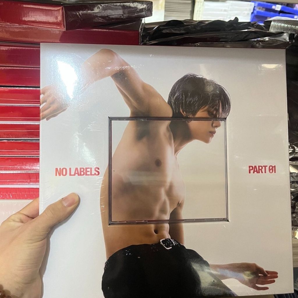 Txt album Choi Ran hoàn thành album solo yolo phiên bản pb