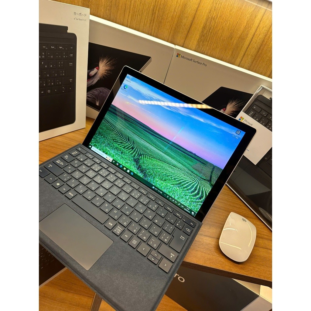 Surface Pro 5 Core i5 l Ram 4GB l SSD 128GBl Màn 3K Touch Mới Từ 90-97% chính hãng