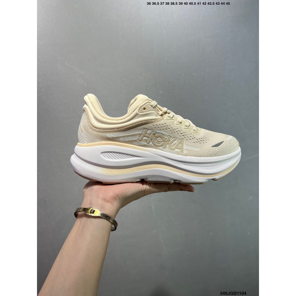 Giá cả phải chăng HOKA BONDI 9