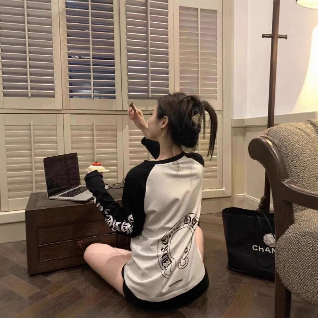 IS79 Chrome Hearts Black and White Letter Large Horse Hoof Color Block Sanskrit Letter Print Long Sl