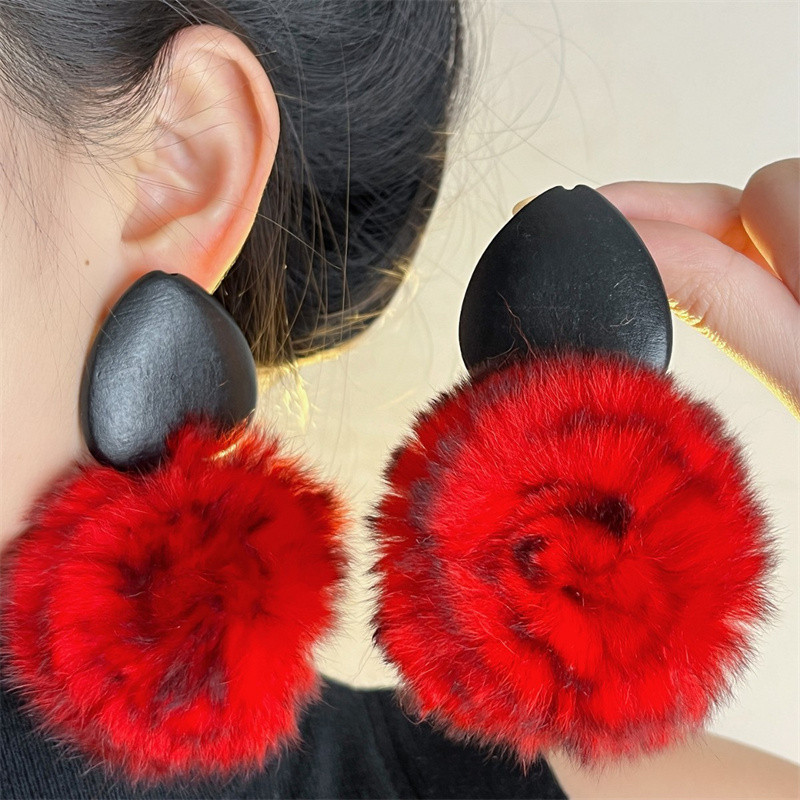 1 Đôi Bông tai mặt dây chuyền hình học bằng gỗ quả bóng len cổ điển với cá tính phóng đại và bông ta