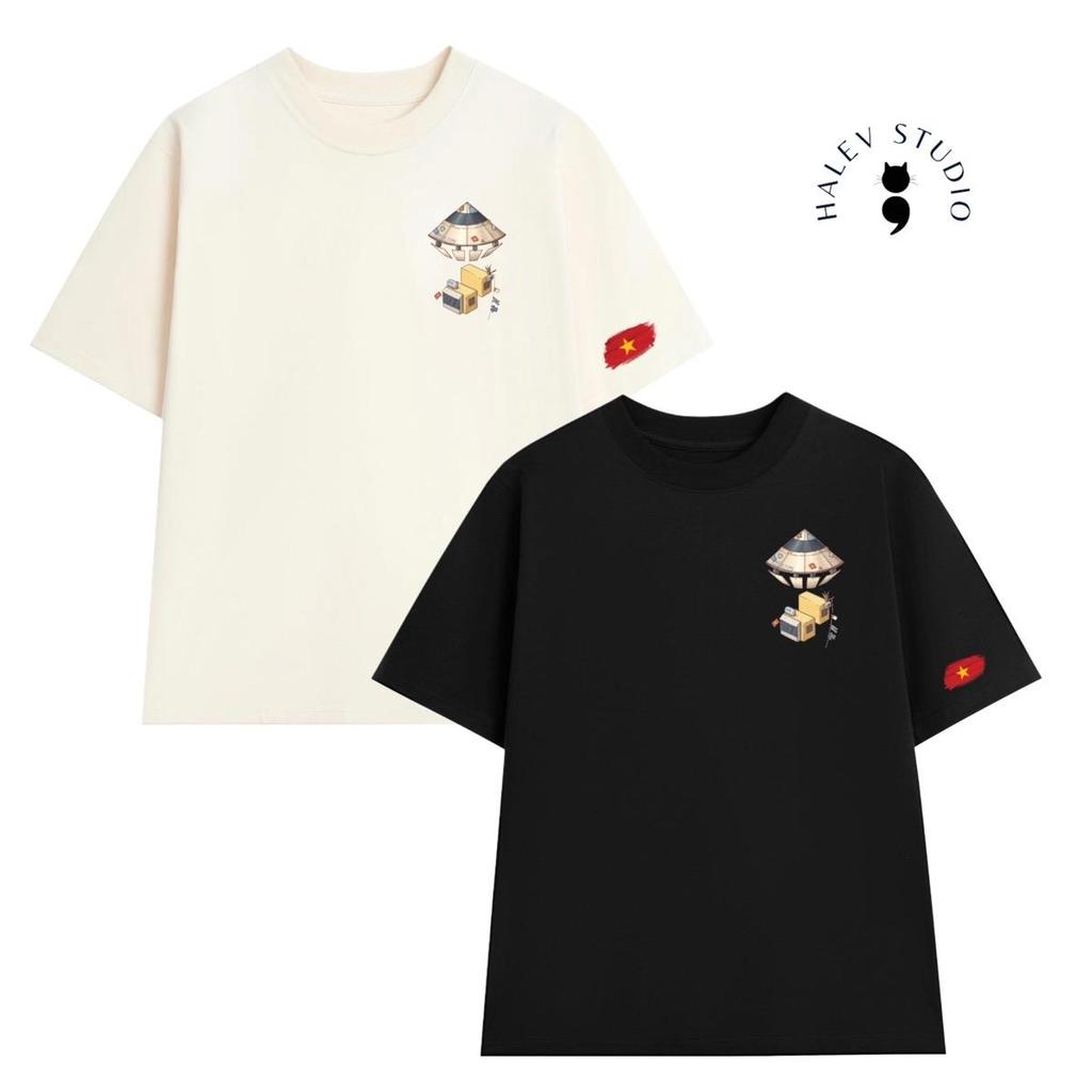 UFO HAT WITH VIETNAM FLAG - Unisex T-shirt OVERSIZE loose form with short sleeves printed with the i