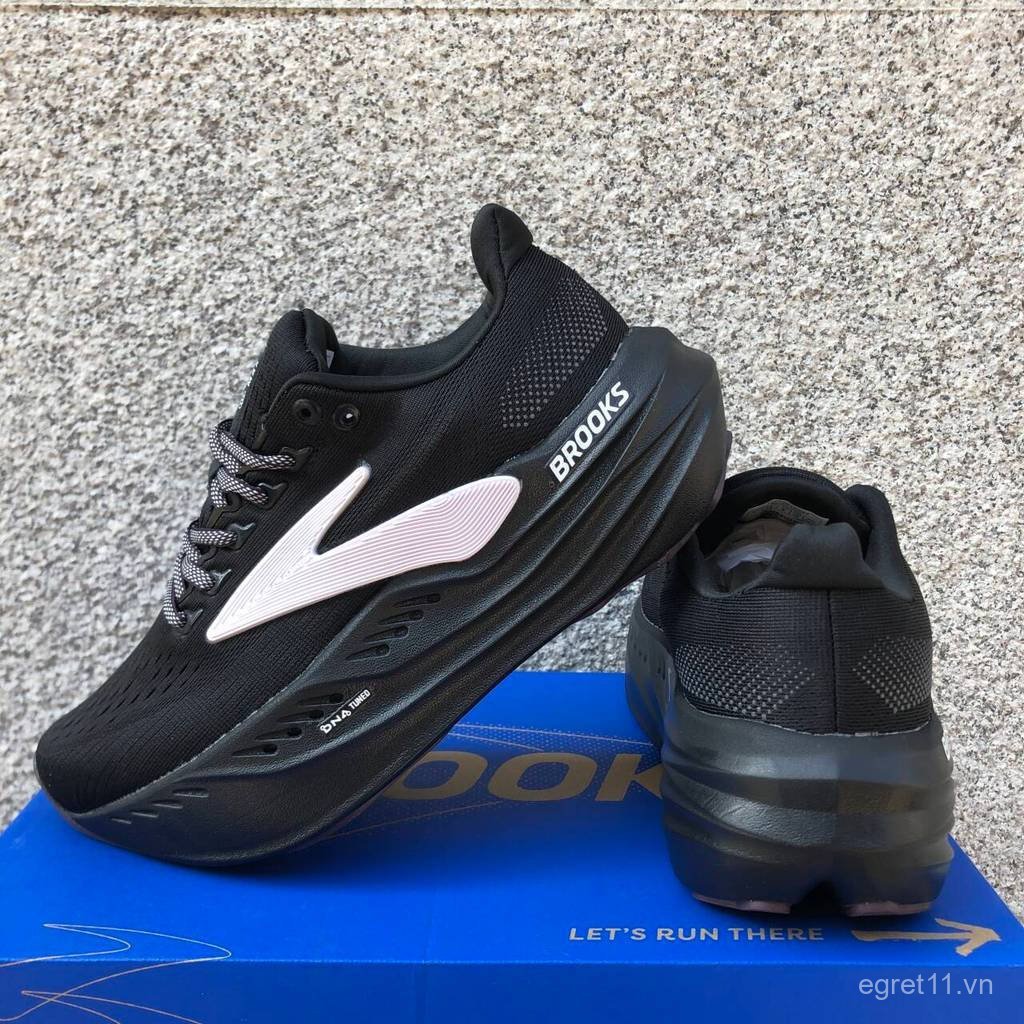 Giày chạy bộ Brooks Glycerin Max với đệm Marathon và đế dày