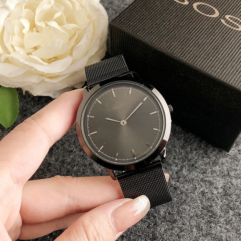 Đồng hồ nam Đồng hồ thể thao chống nước Trẻ em Diver Water Ghost Watch Bề mặt tròn Đồng hồ lưới nữ F