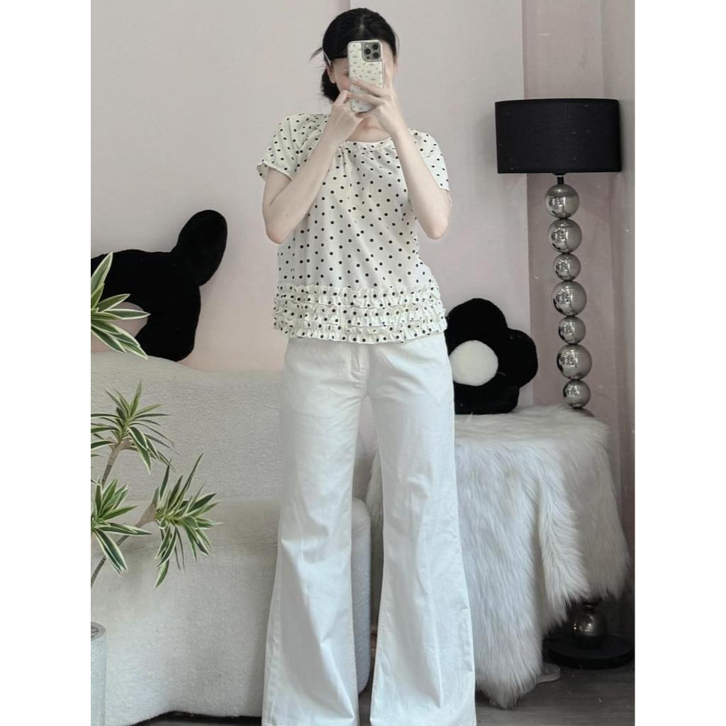 Áo Kiểu Nữ Chấm Bi Phối Bèo 3 Tầng Xinh Xắn Chất Liệu Đũi Thô Mềm Mát PhulinhFashion MS226 | BigBuy360 - bigbuy360.vn