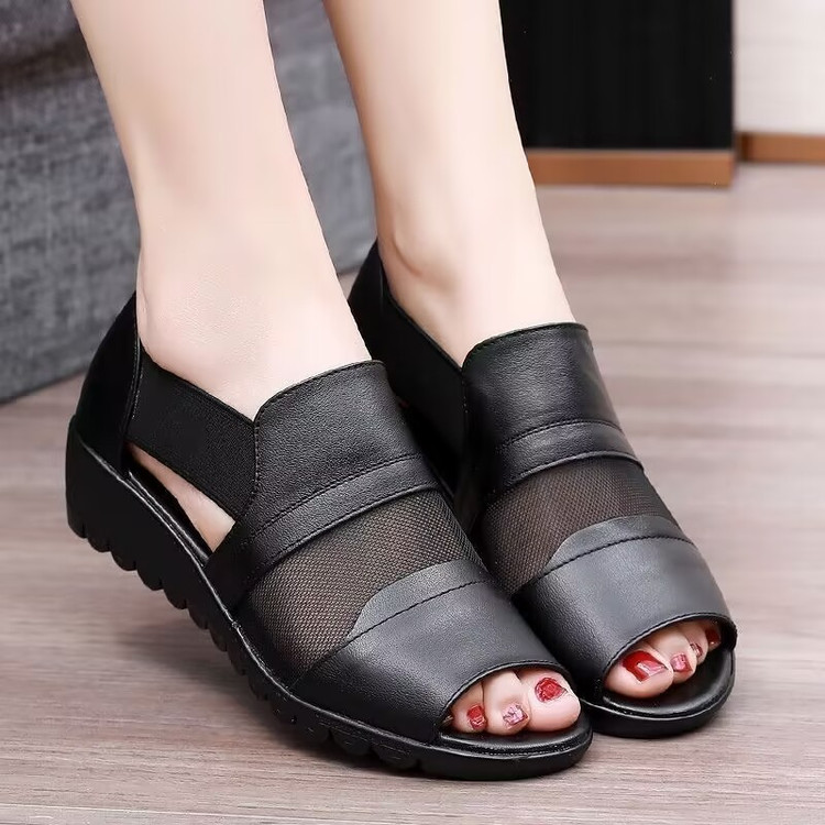 Giày sandal miệng cá cao su Slip-On PU Flat Buckle Strap Platform Sole