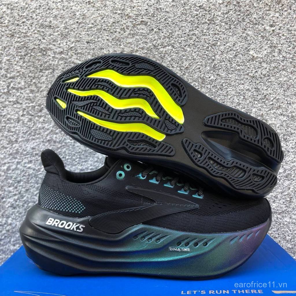 Giày chạy bộ Brooks Glycerin Max Super với đệm Marathon và đế dày