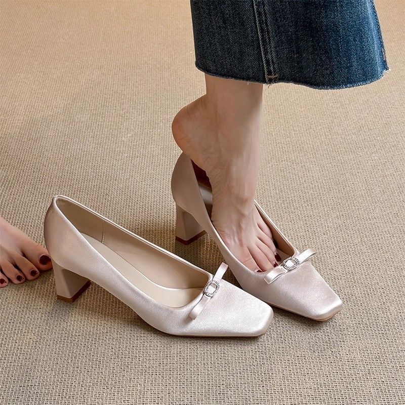 Thanh Lịch Pháp Tính Khí Kim Cương Giả Giày Cao Gót Nữ Thu Đông 2025 Phong Cách Mới Nơ Dày Gót Không Mệt Mỏi / Hạt 3.17