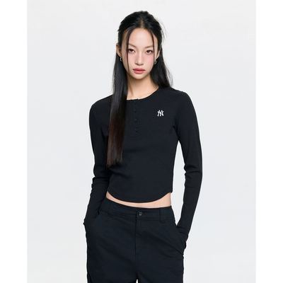 MLB - Áo croptop nữ cổ tròn tay dài Vintage_3FTSB0861-50BKS