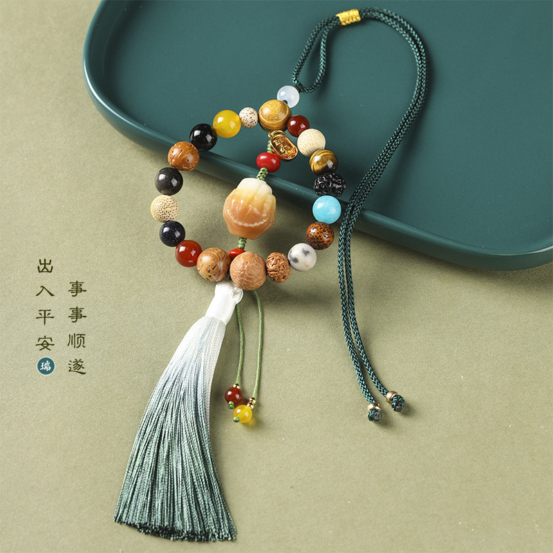 【Ready Stock】 Gradient Tassel 18 Seeds Bodhi Car Hanging Car Rearview Mirror Car Pendant Gift Car Pe