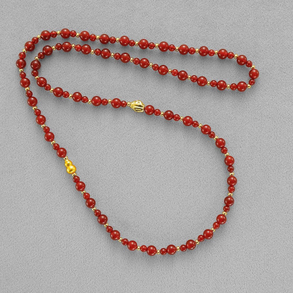 Gourd-shaped red agate beaded necklace, new Chinese style, bright red that enhances complexion, long