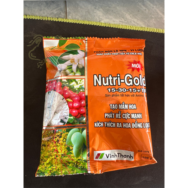 Nutrigold NPK 15-30-15 + TE Đức gói 100gr hàng công ty Vĩnh Thạnh