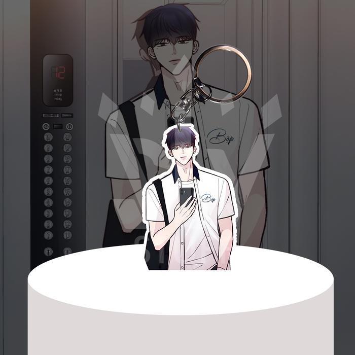 Gantungan Kunci / Gantungan HP Manhwa Webtoon Meet Me in the Middle Lee Jisung - Ganci Akrilik - Key