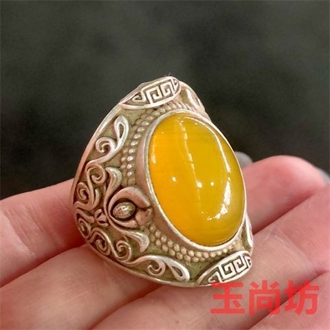 Nhẫn bạc cổ xưa dát đá quý Bí mật sáp hạt giống Nhẫn bạc Qianlong Năm dân gian Trang sức bạc tùy chỉ