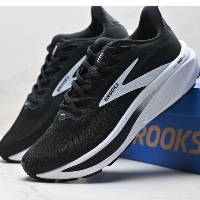Giày chạy bộ Unisex Brooks Ghost 17 Bền thoáng khí size 36-45 VHRW