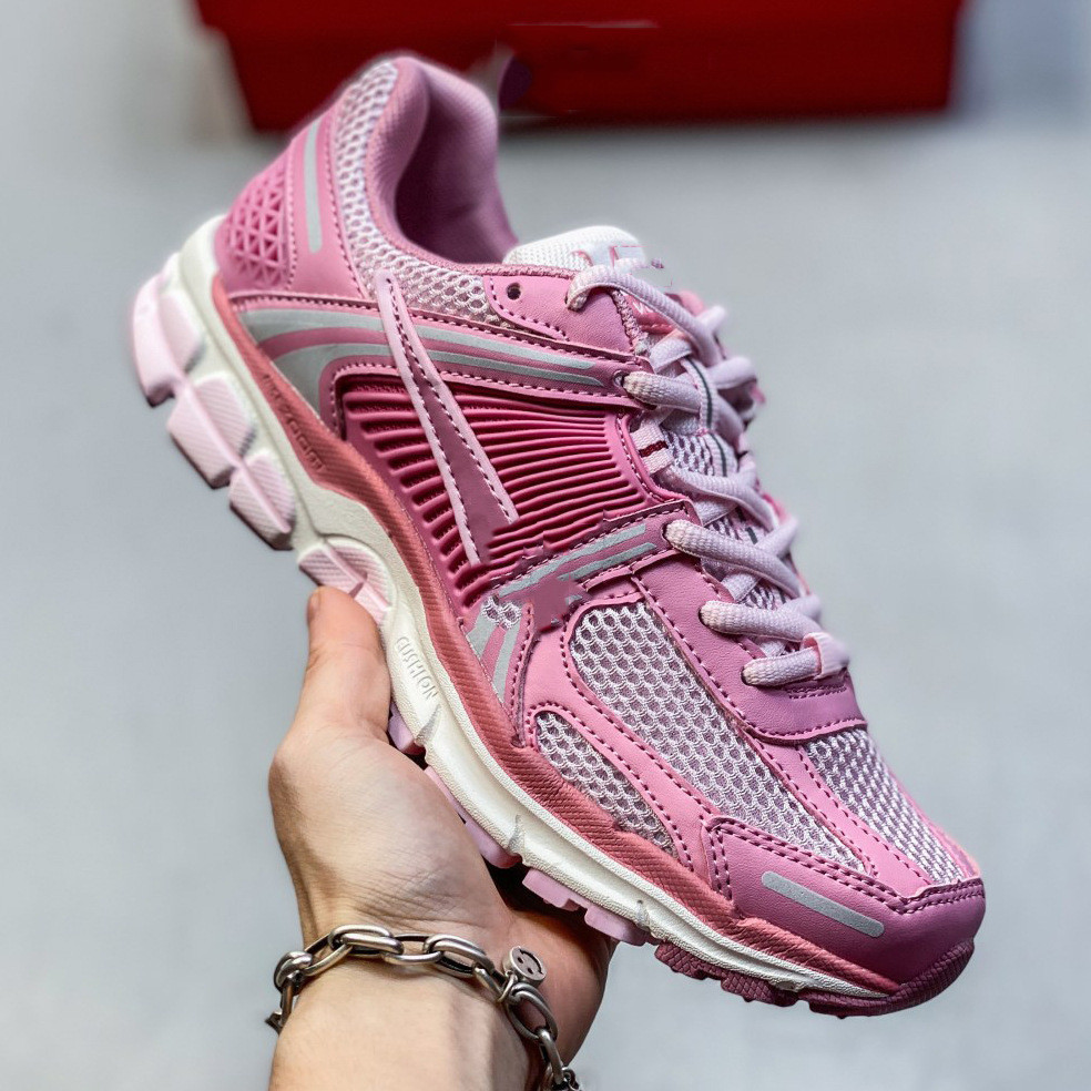 Zoom Vomero 5 - Giày chạy bộ màu hồng thoáng khí dành cho nam và nữ