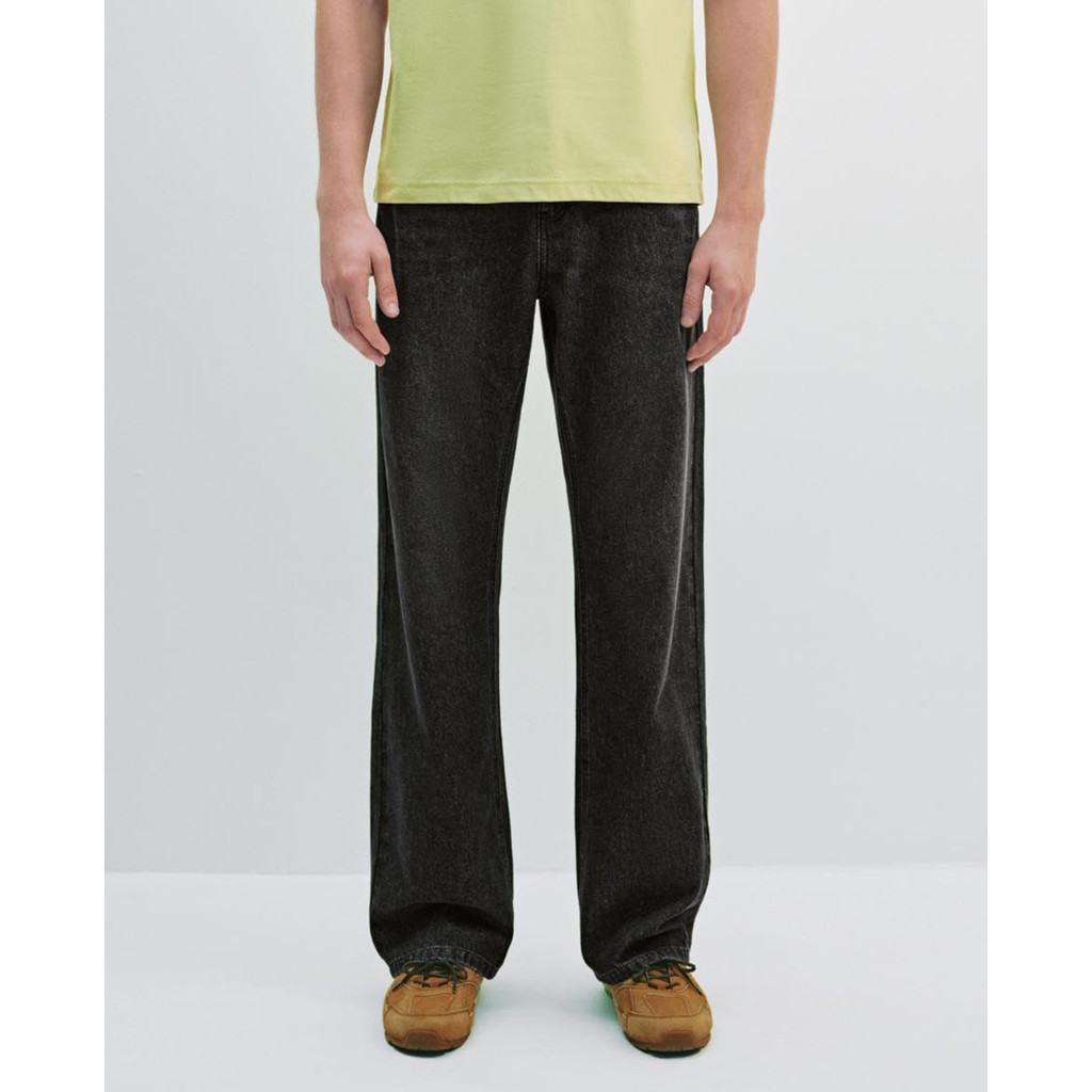 URBAN REVIVO - Quần jeans nam ống đứng wash bạc UUY850003-B5A