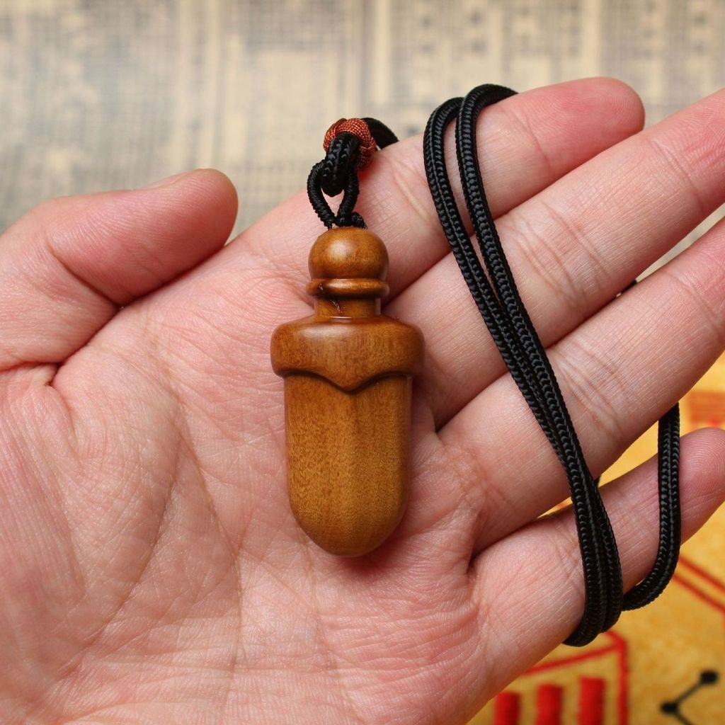 2025 Sản Phẩm Mới Lightning Stitch Đào Gỗ Thanh Kiếm Bảo Vệ Cơ Thể Lightning Stitch Đào Gỗ Mặt Dây C