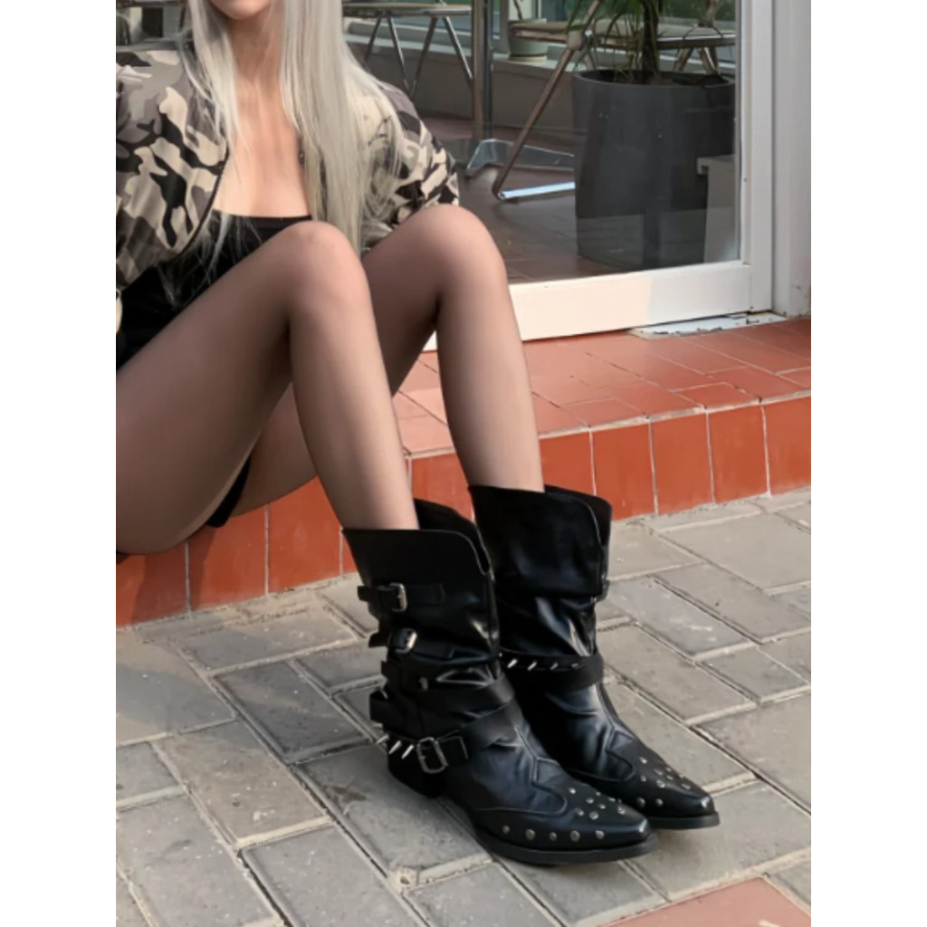 2026 Siêu Nóng Giày Bốt Ngắn Mũi Nhọn Dày Gót Mùa Xuân Đinh Tán Cọc Boots v-Mouth Western Cowboy Mar